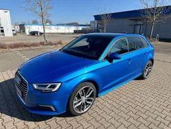 Blau Gebraucht 2020 Audi A3 Sportback e-tron S-Line Limousine | 21.800 € (Superpreis)