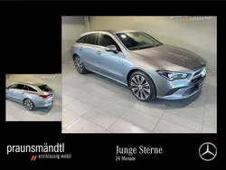 Grau Gebraucht 2023 Mercedes CLA200 Progressive Limousine | 32.490 € (Guter Preis)