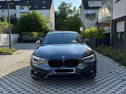 Grau Gebraucht 2017 BMW 118 M Sport Kleinwagen | 14.000 € (Guter Preis)