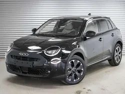 Schwarz uni () Neu 2025 Fiat 600 La Prima SUV | 27.589 € (Fairer Preis)