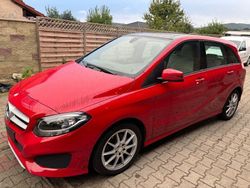 Rot Gebraucht 2016 Mercedes B220 Urban Van / Kleinbus | 10.480 € (Guter Preis)