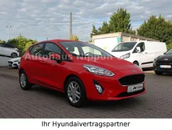 Rot Gebraucht 2017 Ford Fiesta Cool & Connect Kleinwagen | 12.985 € (Etwas zu teuer)
