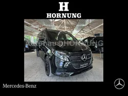 Obsidianschwarz metallic Gebraucht 2024 Mercedes V250 Style Van / Kleinbus | 73.890 €
