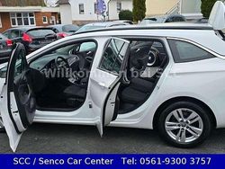 Weiß Gebraucht 2016 Opel Astra Edition Kombi | 6.950 € (Etwas zu teuer)