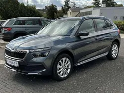 Grau Gebraucht 2021 Skoda Kamiq Style SUV | 22.890 € (Fairer Preis)