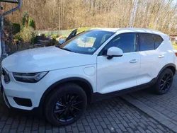 Weiß Gebraucht 2021 Volvo XC40 Inscription SUV | 28.900 € (Superpreis)
