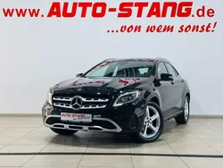 Kosmosschwarz metalliclack Gebraucht 2018 Mercedes GLA180 SUV | 20.990 € (Fairer Preis)