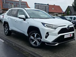 Weiß Gebraucht 2021 Toyota RAV4 Hybrid SUV | 28.990 € (Fairer Preis)