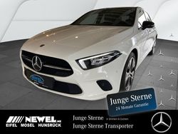 Weiß Gebraucht 2021 Mercedes A200 Progressive Limousine | 26.888 € (Etwas zu teuer)