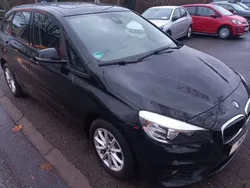 Schwarz Gebraucht 2016 BMW 216 Active Tourer Performance Van / Kleinbus | 12.700 € (Fairer Preis)