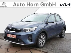 Blau Gebraucht 2023 Kia Stonic Vision SUV | 23.865 € (Etwas zu teuer)