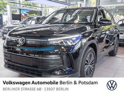 Schwarz Neu 2025 VW Tiguan Life SUV | 41.515 € (Guter Preis)