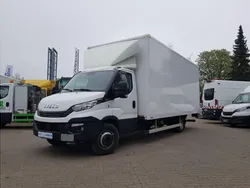 Weiß, weiß Gebraucht 2019 Iveco Daily Van | 25.980 € (Guter Preis)