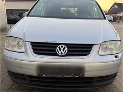 Silber Gebraucht 2006 VW Touran Van / Kleinbus | 500 € (Guter Preis)