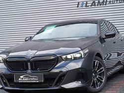 Grau Gebraucht 2024 BMW 520 M Sport Limousine | 53.999 € (Fairer Preis)