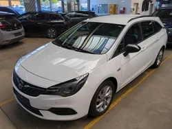 Weiß Gebraucht 2022 Opel Astra Business Elegance Kombi | 8.318 € (Guter Preis)
