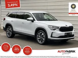 Moon white metallic Neu 2025 Skoda Kodiaq Selection SUV | 40.990 €