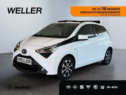 Weiß Gebraucht 2021 Toyota Aygo X-play Kleinwagen | 12.480 € (Fairer Preis)