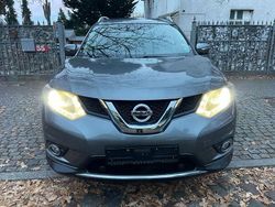 Grau Gebraucht 2015 Nissan X-Trail Tekna+ SUV | 11.799 € (Fairer Preis)