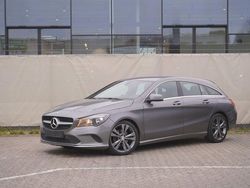 Grau Gebraucht 2016 Mercedes CLA220 Shooting Brake Kombi | 12.000 € (Fairer Preis)