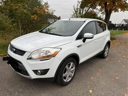 Weiß Gebraucht 2009 Ford Kuga Titanium SUV | 5.700 € (Fairer Preis)