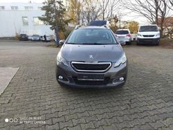 Grau Gebraucht 2016 Peugeot 2008 Active SUV | 7.900 € (Fairer Preis)