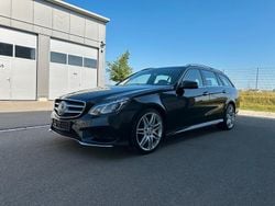 Schwarz Gebraucht 2014 Mercedes E500 Kombi | 20.000 € (Teuer)