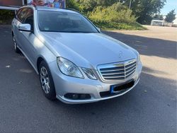 Silber Gebraucht 2010 Mercedes E220 Kombi | 8.500 € (Fairer Preis)