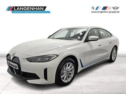 Weiß Gebraucht 2023 BMW i4 Sport Line Limousine | 39.936 € (Superpreis)
