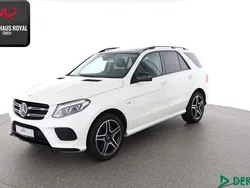 Weiss (metallic) Gebraucht 2017 Mercedes GLE43 AMG AMG SUV | 37.880 € (Guter Preis)