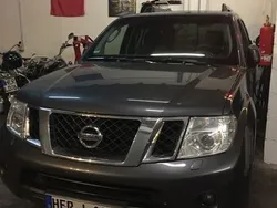 Grau metallic Gebraucht 2011 Nissan Pathfinder SUV | 39.990 €