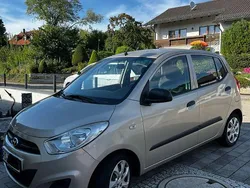 Beige Gebraucht 2013 Hyundai i10 Edition Kleinwagen | 2.585 € (Guter Preis)