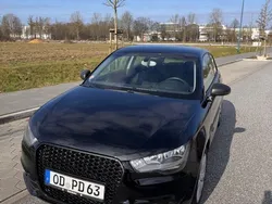 Schwarz Gebraucht 2012 Audi A1 Ambition Kleinwagen | 8.500 € (Fairer Preis)