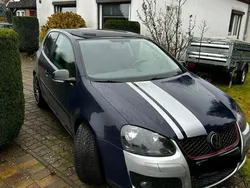 Blau Gebraucht 2005 VW Golf V Limousine | 2.950 € (Fairer Preis)