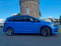 Blau Gebraucht 2021 BMW 218 M Sport Van / Kleinbus | 34.000 €