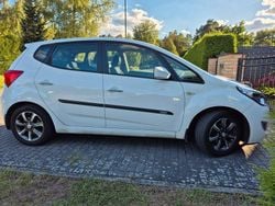 Weiß Gebraucht 2015 Hyundai ix20 Style Van / Kleinbus | 7.950 € (Guter Preis)