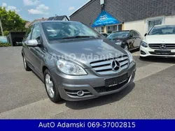 Grau Gebraucht 2009 Mercedes B200 Van / Kleinbus | 8.990 € (Teuer)