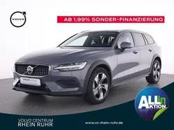 Grau thunder grey / metallic Gebraucht 2024 Volvo V60 CC Plus Kombi | 41.890 € (Guter Preis)