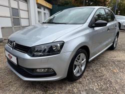 Silber Gebraucht 2015 VW Polo Trendline Kleinwagen | 8.900 € (Guter Preis)