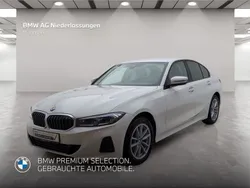 Weiß Gebraucht 2024 BMW 318 Shadowline Limousine | 34.495 € (Guter Preis)