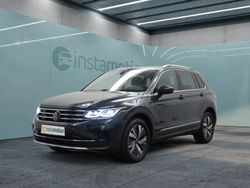 Grau Gebraucht 2022 VW Tiguan Pro SUV | 35.248 € (Fairer Preis)