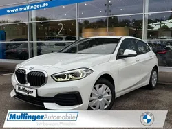 Alpinweiß Gebraucht 2021 BMW 118 Sport Line Kleinwagen | 18.480 € (Guter Preis)