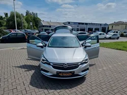 Silber Gebraucht 2017 Opel Astra Innovation Limousine | 10.950 € (Guter Preis)