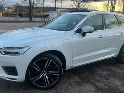 Weiß Gebraucht 2019 Volvo XC60 R-Design SUV | 29.850 € (Guter Preis)