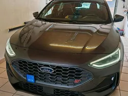 Grau Gebraucht 2025 Ford Focus ST Limousine | 34.000 € (Guter Preis)