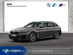 Grau Gebraucht 2022 BMW 530 M Sport Kombi | 42.900 € (Fairer Preis)
