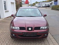 Rot Gebraucht 2004 Seat Leon Kleinwagen | 3.300 € (Teuer)