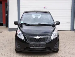 Schwarz Gebraucht 2012 Chevrolet Spark Kleinwagen | 2.999 € (Fairer Preis)