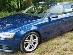 Blau Gebraucht 2012 Audi A4 Design Kombi | 8.000 € (Guter Preis)
