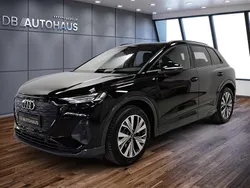 Schwarz Gebraucht 2023 Audi Q4 e-tron Ambiente SUV | 36.450 € (Fairer Preis)